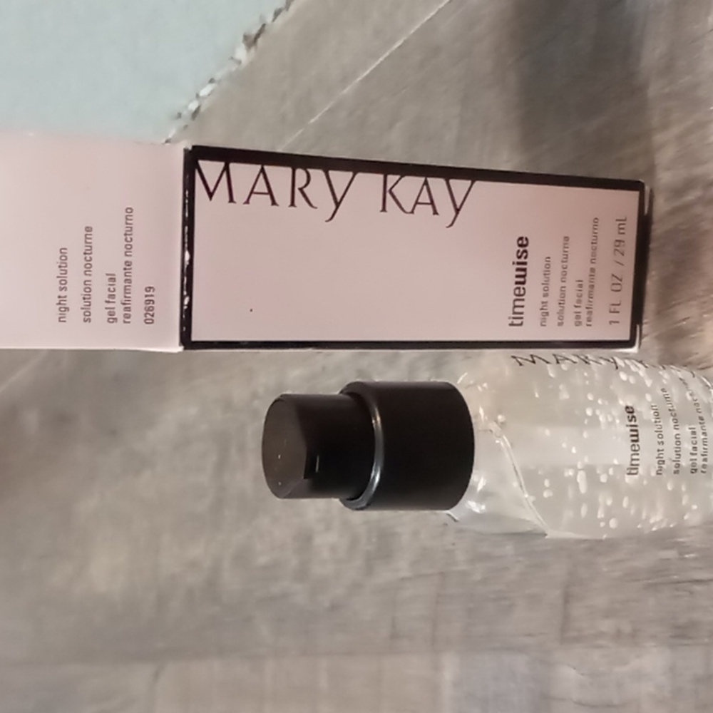 Mary Kay Night Solution